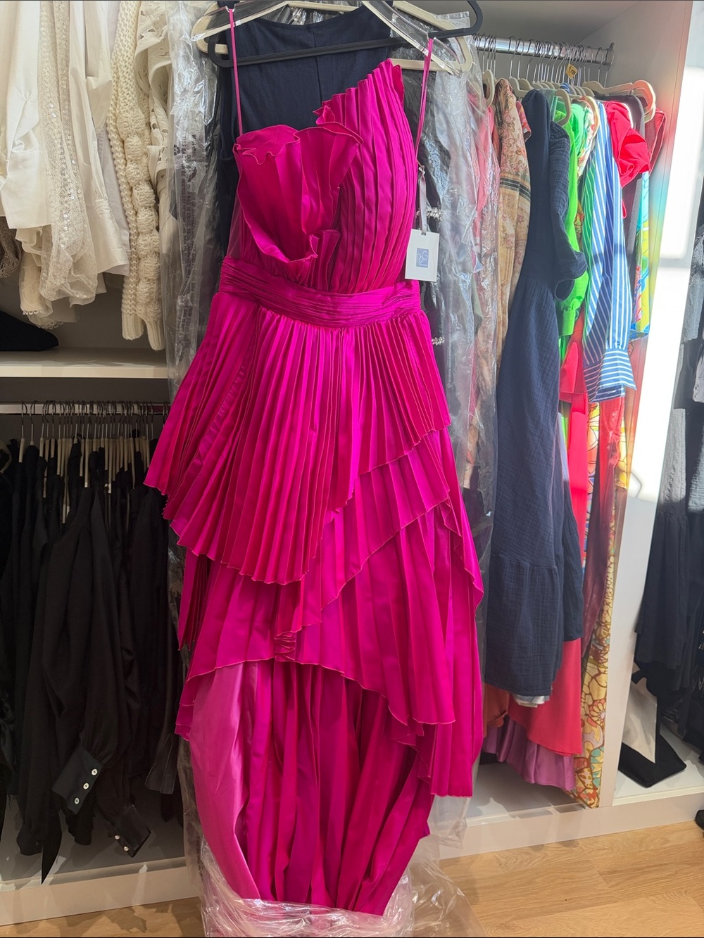 Tarik Ediz Fuchsia One-Shoulder Ruffled Evening Gown 42/US10 - Picture 4 of 8
